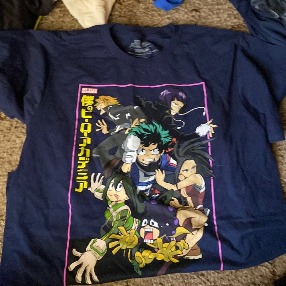 i’m selling this my hero academia shirt!!!
